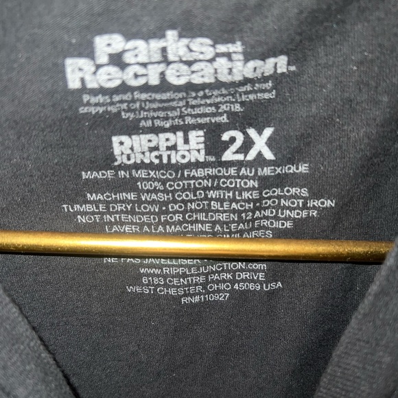 Parks and recreation, single-sided graphic T-shirt - Picture 3 of 3